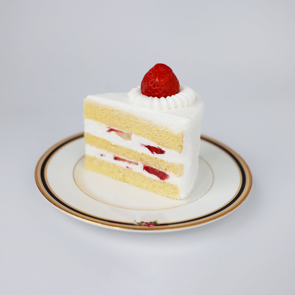 いちごのショートケーキ ～1カット～ | 北九州スイーツヴィレッジ