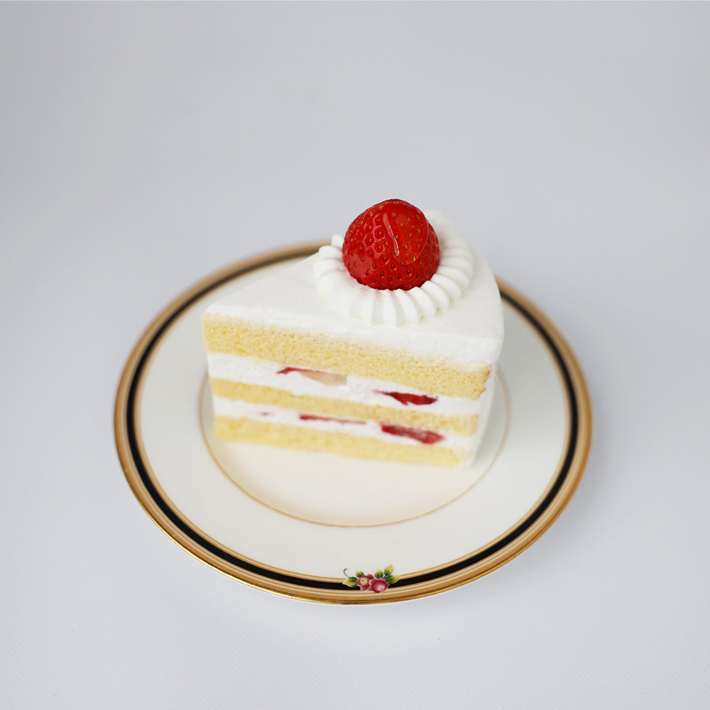 いちごのショートケーキ ～1カット～ | 北九州スイーツヴィレッジ